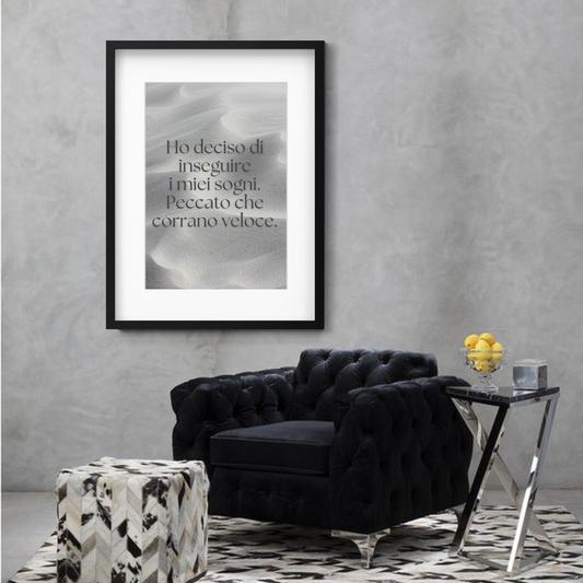 Inseguo sogni. O forse solo scuse.